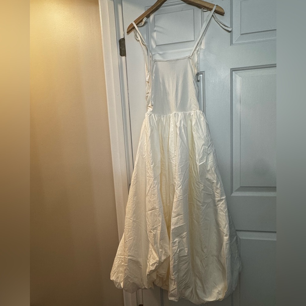 NEW! Banana Republic Mixed Media Bubble-Hem Maxi Dress - #771991 🎻 - Picture 7 of 8